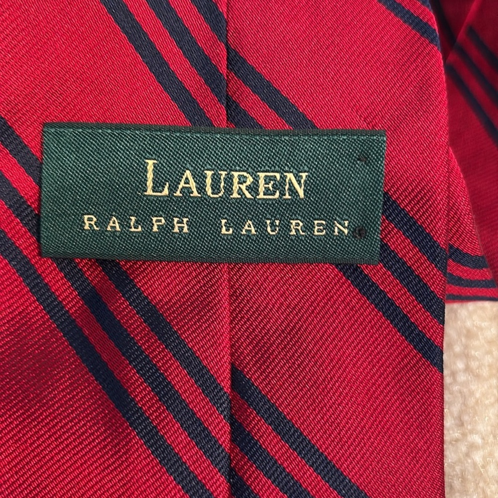 100% Silk Lauren Ralph Lauren Red & Blue Striped Tie. Excellent Cond Made in USA